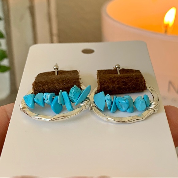 • [Handmade] Boho Beaded Earrings • - Picture 11 of 14